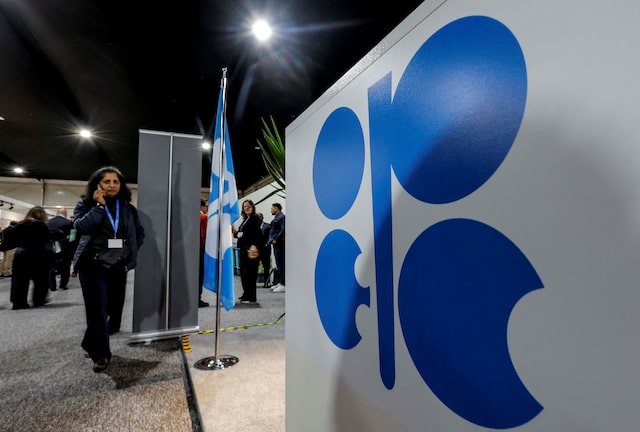 Opec Plus likely to maintain oil production pause in March